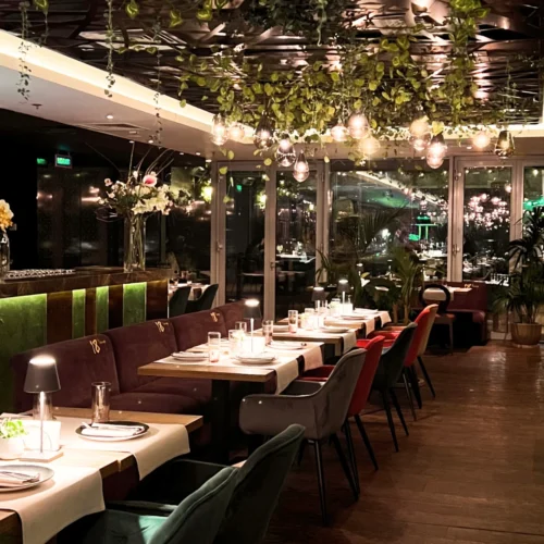 18Lounge - Photo 1