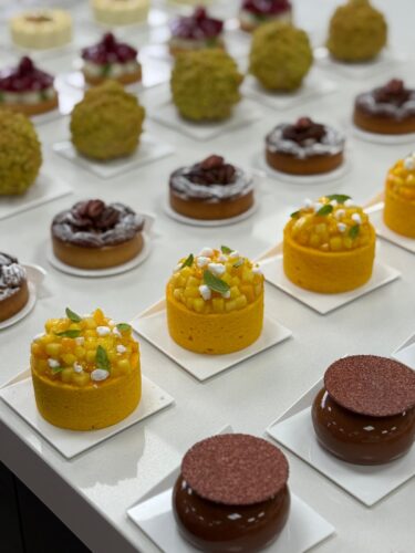 Arts & Tarts - Photo 1