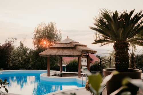Cardinale Lounge & Pool - Photo 1