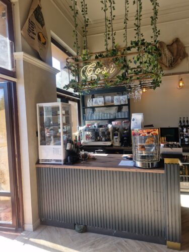 Cosi Espresso & Cocktail Bar - Photo 1