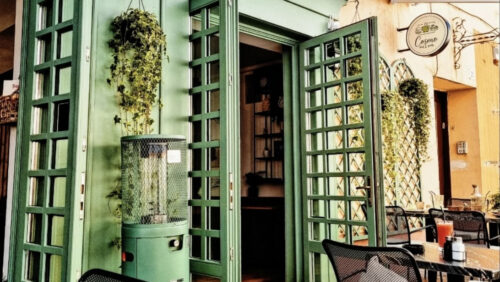 Cosmo Bistro - Photo 1