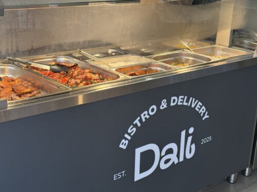 Dali Bistro Iasi - Photo 1