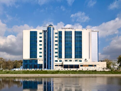 DoubleTree by Hilton Oradea - Photo 1