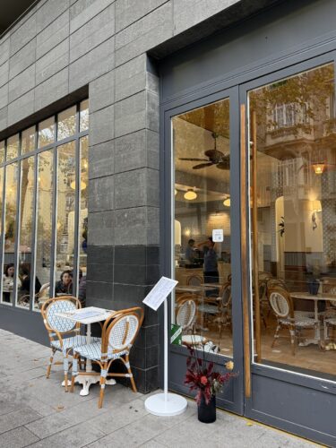 EDMOND café GAMBETTA (Breakfast | Brunch | Cakes) - Photo 1