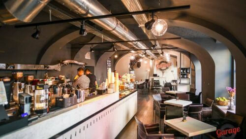 Garage Café - Photo 1
