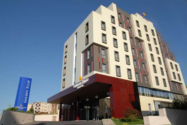 Golden Tulip - Photo 1