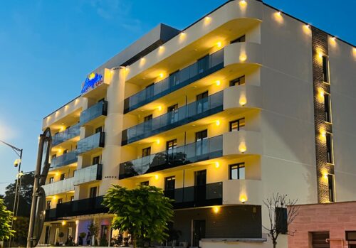 Hotel Atmosphere by the Sea - Photo 1