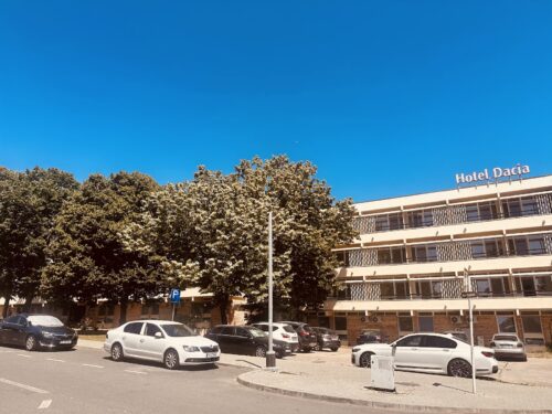 Hotel Dacia - Photo 1