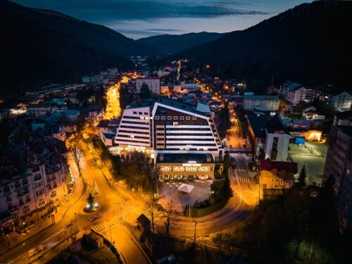 Hotel Internațional - Photo 1