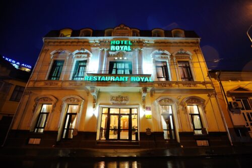 Hotel Restaurant Royal Craiova - Photo 1