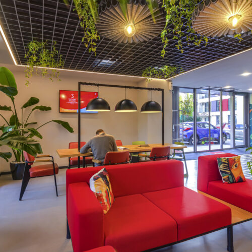 ibis Bucharest Politehnica - Photo 1
