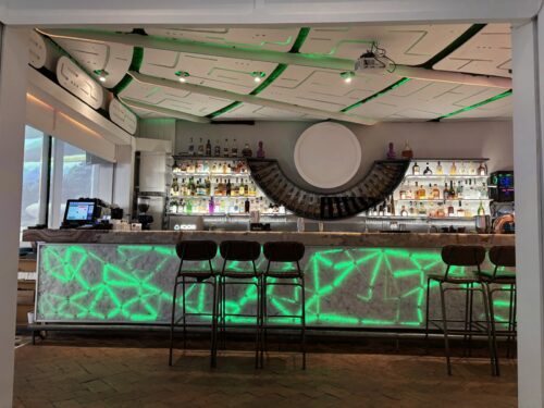 Joben Experience Bar - Photo 1
