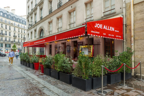 Joe Allen - Photo 1