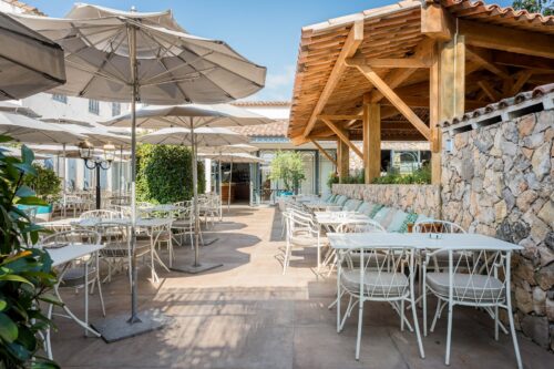 LA PIAZZA DES FRANGINS Restaurant - Photo 1