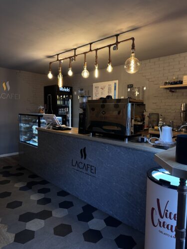 LACAFEI SPECIALTY COFFEE - Photo 1