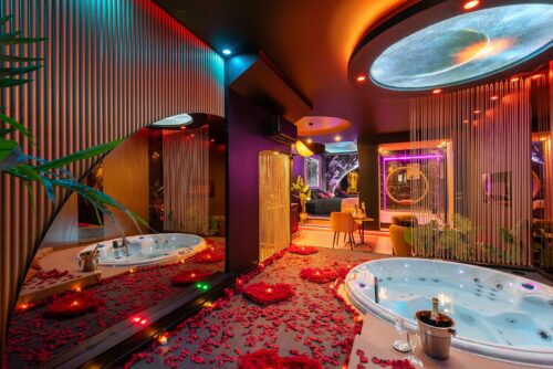 L’Insolite Spa Privatif : Love Room avec spa privatif, Love hôtel, séjour ou week-end romantique, à Toulouse et Albi - Photo 1