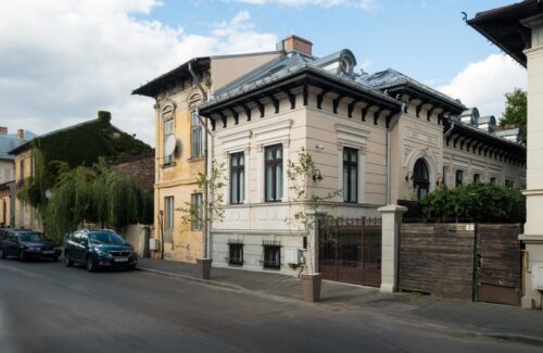 Little Bucharest Mansion next to the Parliament Palace - Photo 1