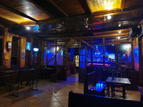 Max bar - Photo 1