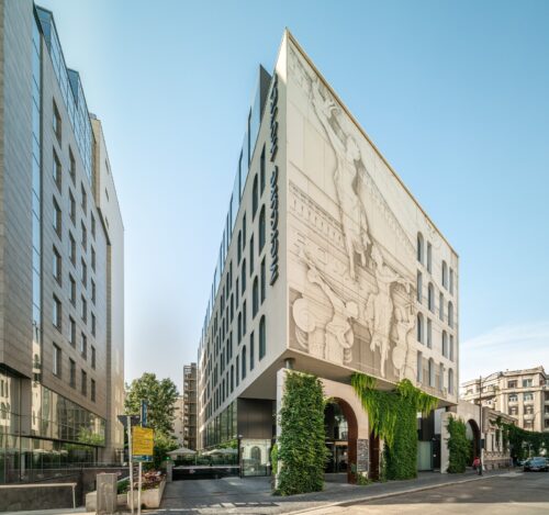 Mercure Bucharest City Center - Photo 1