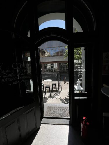 Negru Zi – coffee & arts - Photo 1