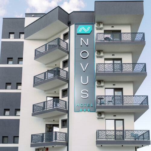 Novus Hotel - Photo 1