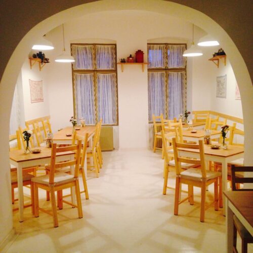 Old Kitchen - Photo 1
