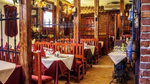 Restaurant Capitolium Oradea , Nagyvarad Capitolium vendeglo - Photo 1