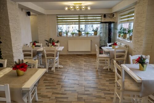 Restaurant “La Mihnea” - Photo 1