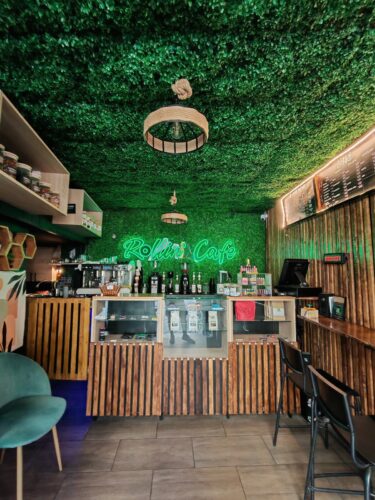 Rollin’ Cafe - Photo 1