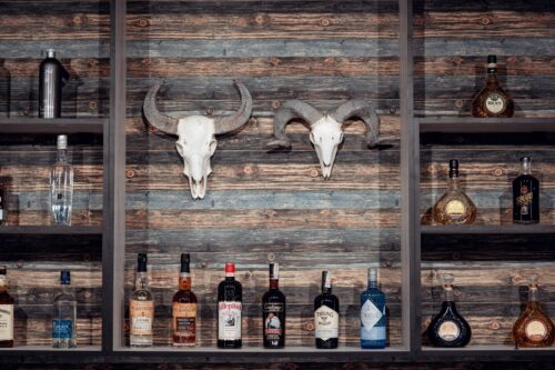 Shooters - Photo 1