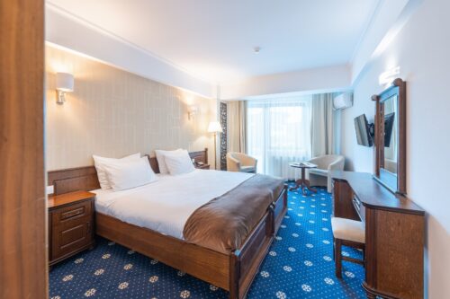 Ski & Sky Hotel - Photo 1