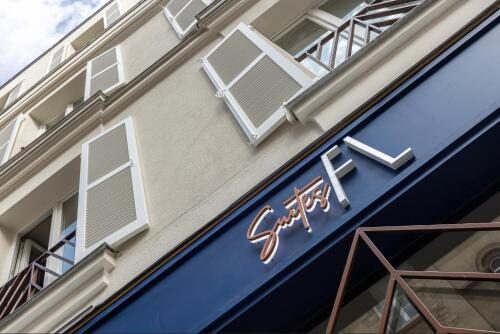 Suites FL by Sweett - Photo 1