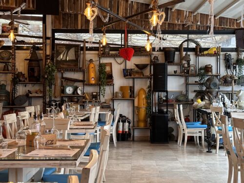 Terasa cu Ancore – Restaurant Pescăresc - Photo 1