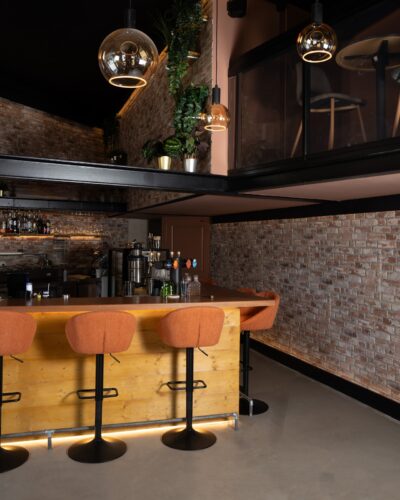 The One – Coffee Shop, Bar Tapas & Lounge in Nice - Photo 1