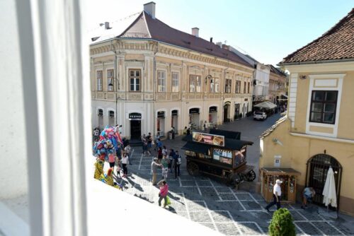 TOP ROYAL CENTRAL BRASOV - Photo 1