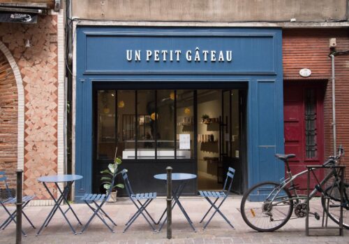 UN PETIT GÂTEAU - Photo 1