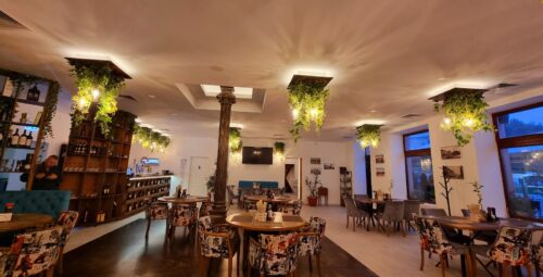 Unification Plazza restaurant - Photo 1