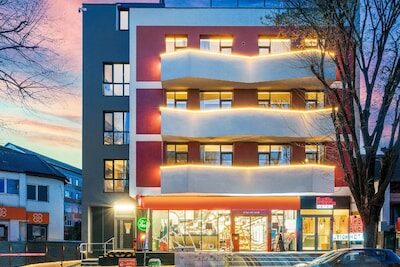 Urban Budget Hotel - Photo 1