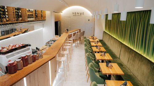 Venue Coffee & Wine - Photo 1