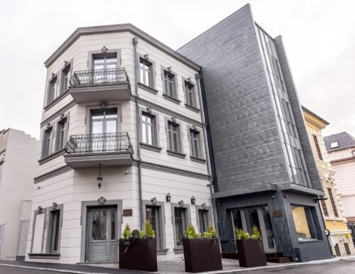 VILA OPT - Photo 1