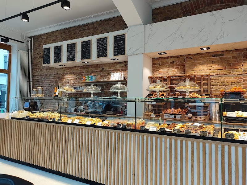 Augustus Bakery - Photo 1