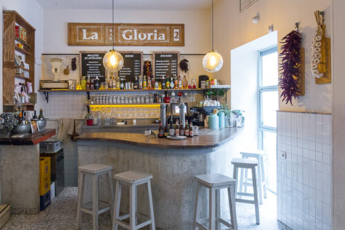 Bar La Gloria - Photo 1