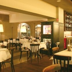 Bistro am Magdeburger Platz - Photo 1