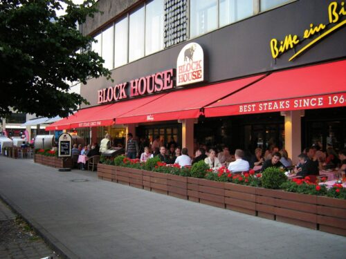 BLOCK HOUSE Am Alexanderplatz - Photo 1