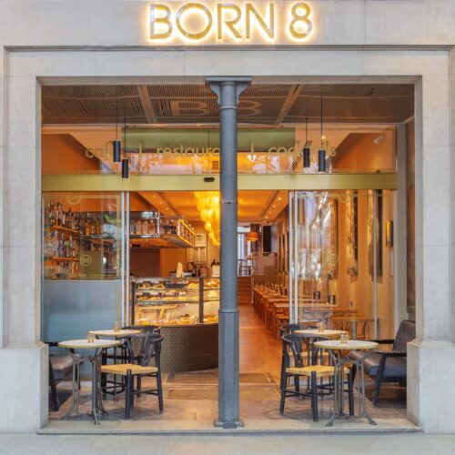 Born 8 - Photo 1