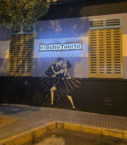 Búho Tuerto - Photo 1