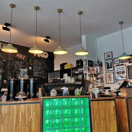 Café Under Pressure - Photo 1