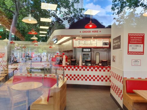 Five Guys Burgers and Fries Berlin Ku’Damm - Photo 1