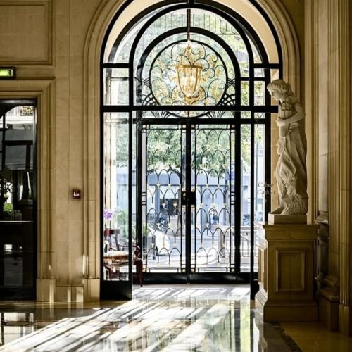 Four Seasons Hotel George V, Paris - Photo 1