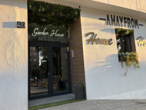 GARDEN HOUSE MADRID - Photo 1